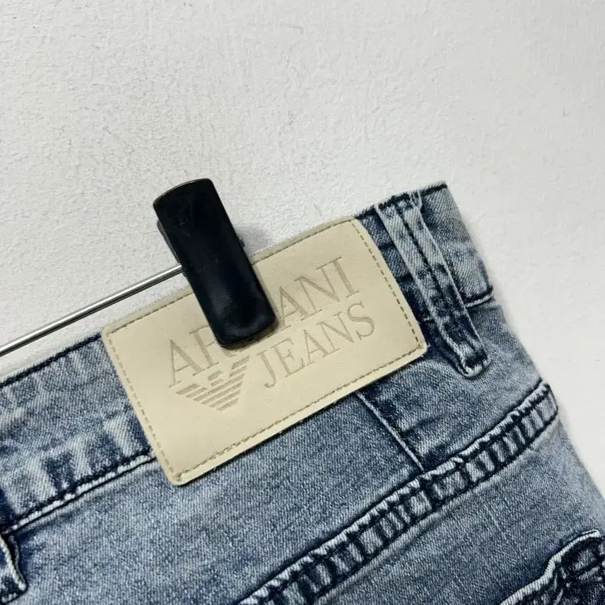 [BUNJANG] Armani Dark Wash Denim Pants 30 inch Women&