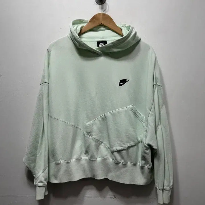 [SOLD OUT] 나이키 민트색 후드티 M 스우시