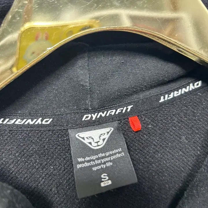 [BUNJANG] Dynafit Black Printed Hoodie S / 다이나핏 블랙 프린팅 후드티 S