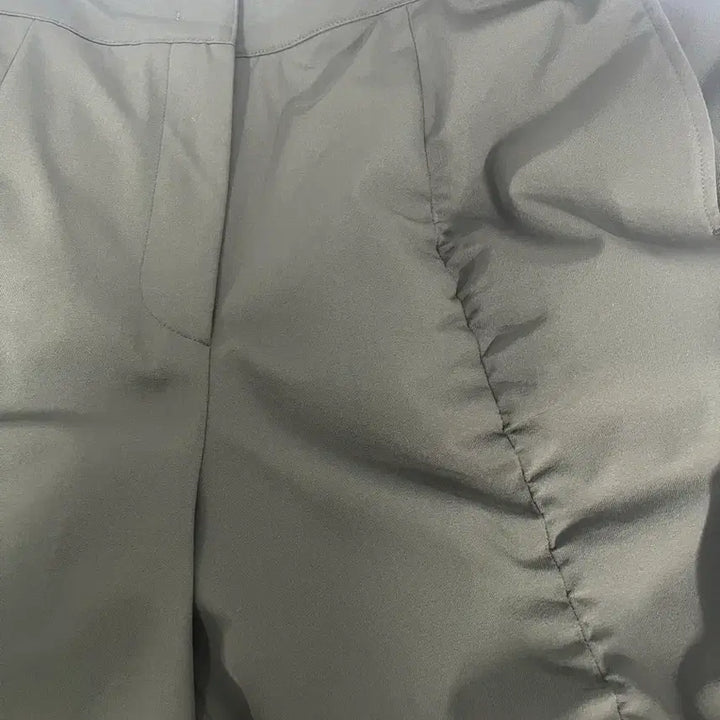 [BUNJANG] TIME Shirring Slacks Dark Khaki / TIME 타임 셔링 슬랙스 진카키