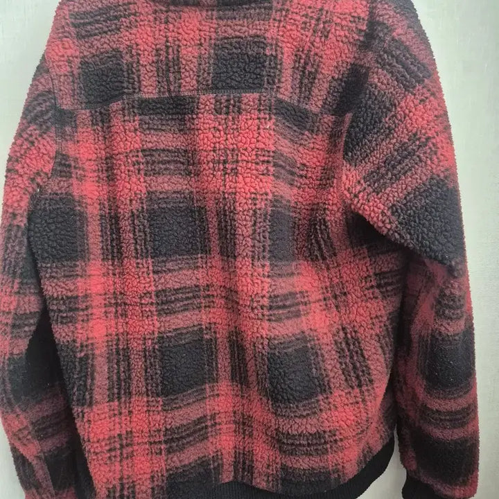 [SOLD OUT] 칼하트 플리스 90~95 판매합니다 자연스러운 사용감외엔 마모손상 없습
