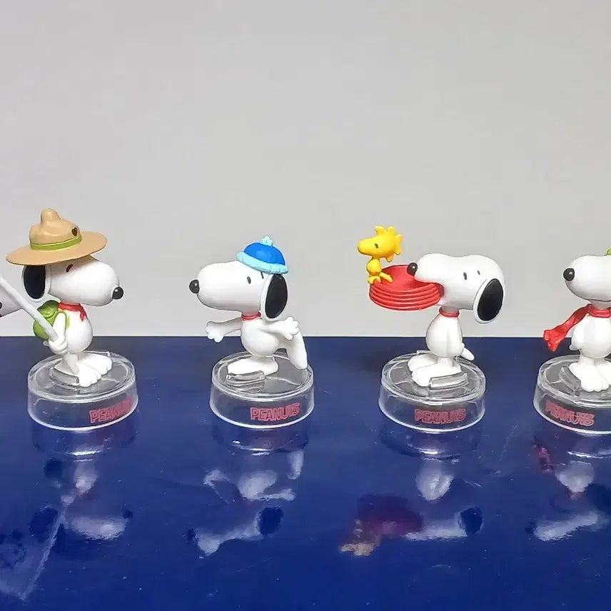 [BUNJANG] Peanuts Snoopy Figure Collection Gacha Capsule Toy Set / 피너츠 스누피 피규어 컬렉션 가챠 캡슐 토이 4종 판매합니다