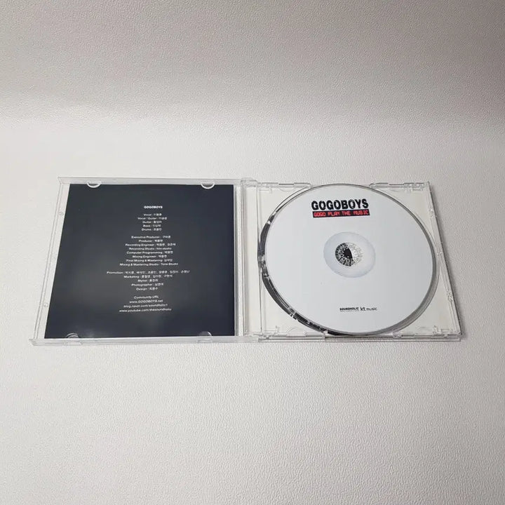 [BUNJANG] GOGOBOYS GOGO PLAY THE MUSIC CD / 고고보이스(GOGOBOYS) CD