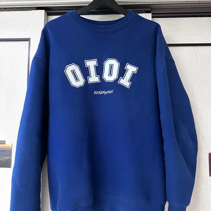 [BUNJANG] OIOI Minji Blue Sweatshirt L / 오아이오아이 뉴진스 민지 블루 맨투맨 L