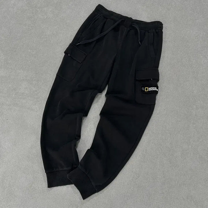 [BUNJANG] National Geographic Black Cargo Jogger Pants / 내셔널지오그래픽 블랙 카고 조거팬츠