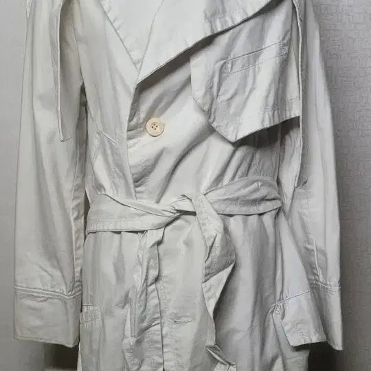 [BUNJANG] Generic White Long Trench Coat with Belt / 화이트 롱 트렌치 코트 벨트형66