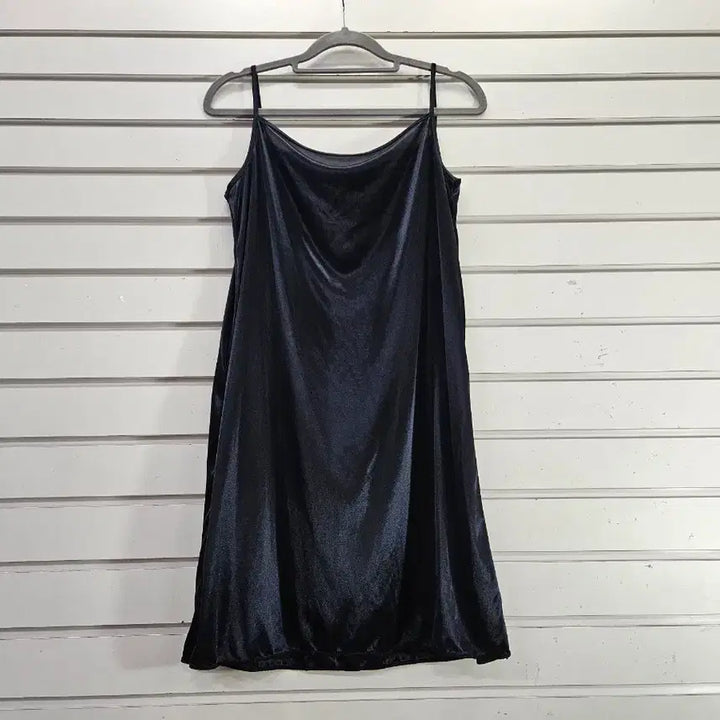 [BUNJANG] Treasure Hunter Angel Navy Blue Adjustable Strap Slip Dress / 진네이비  신축성좋은 끈슬립 66/보물찾기천사