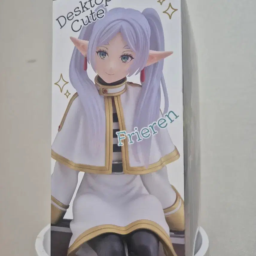 [SOLD OUT] (미개봉)타이토 장송의 프리렌 트렁크ver 데스크탑 피규어