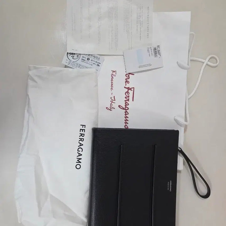 [BUNJANG] Ferragamo Black Leather Men&