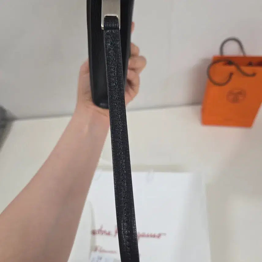 [BUNJANG] Ferragamo Black Leather Men&