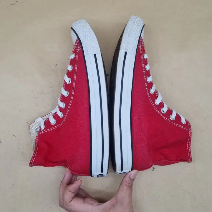 [BUNJANG] Converse Chuck Taylor Red High-Top Sneakers (Men&