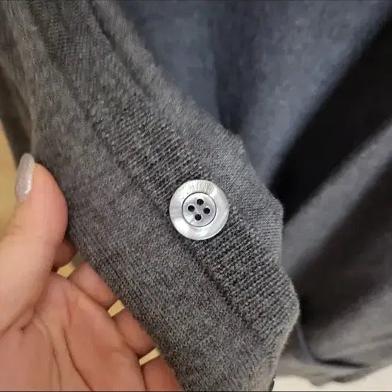 [BUNJANG] Moschino Teddy Bear Cardigan / 모스키노 곰돌이 가디건 정품
