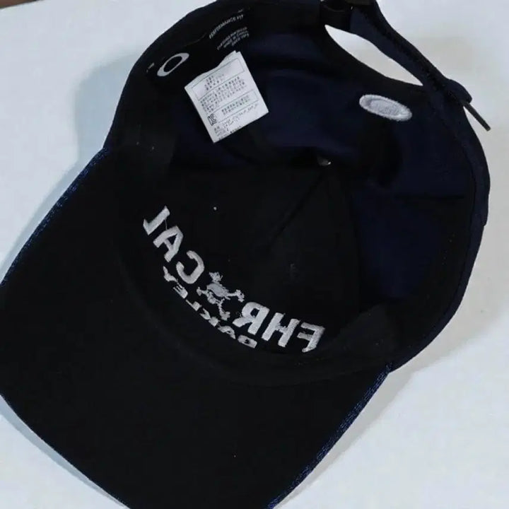 [BUNJANG] Oakley Skull Logo Ball Cap / OAKLEY 오클리 스컬로고 볼캡 모자 프리사이즈