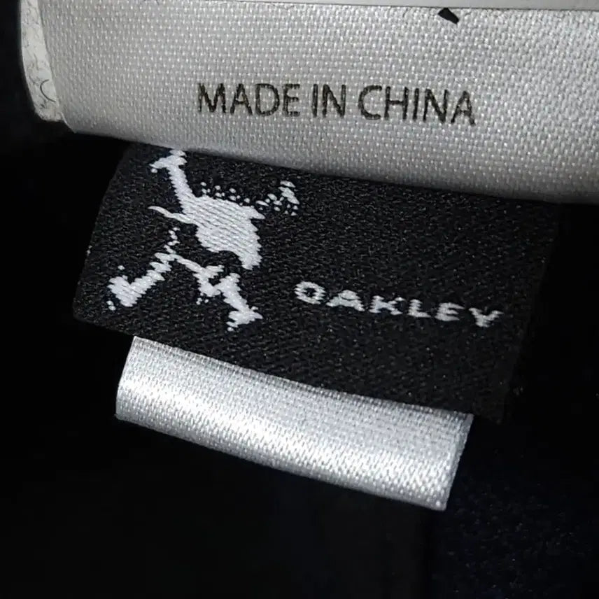 [BUNJANG] Oakley Skull Logo Ball Cap / OAKLEY 오클리 스컬로고 볼캡 모자 프리사이즈