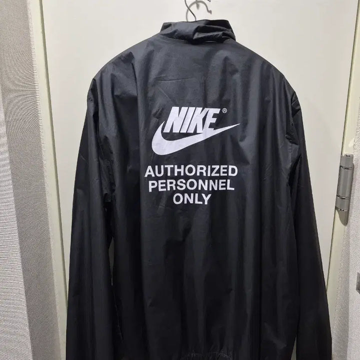 [BUNJANG] Nike Windbreaker / 나이키 윈드브레이커