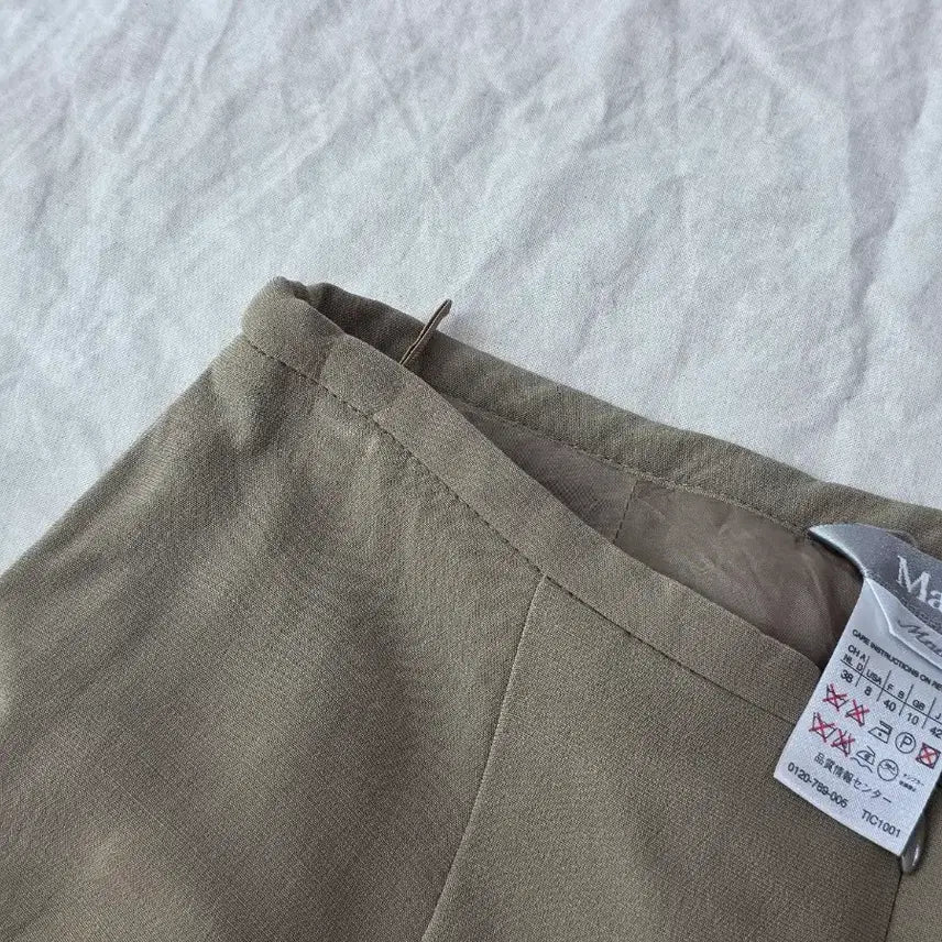 [SOLD OUT] MaxMara 막스마라 슬릿 미디 스커트