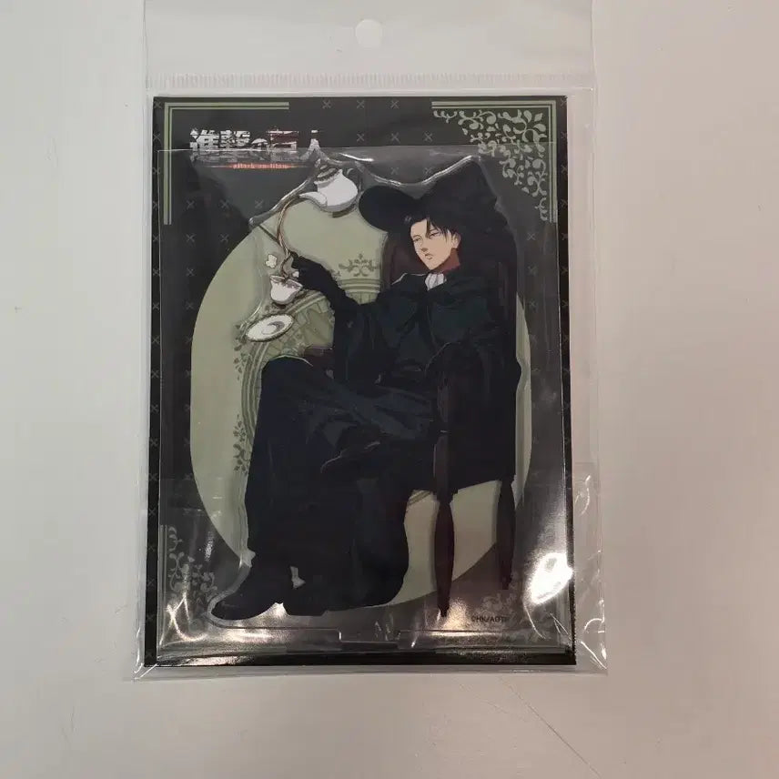 [BUNJANG] Attack on Titan Levi Wizard Style Acrylic Stand (Sealed) / [미개봉] 진격의 거인 마법사풍 리바이 아크릴스탠드