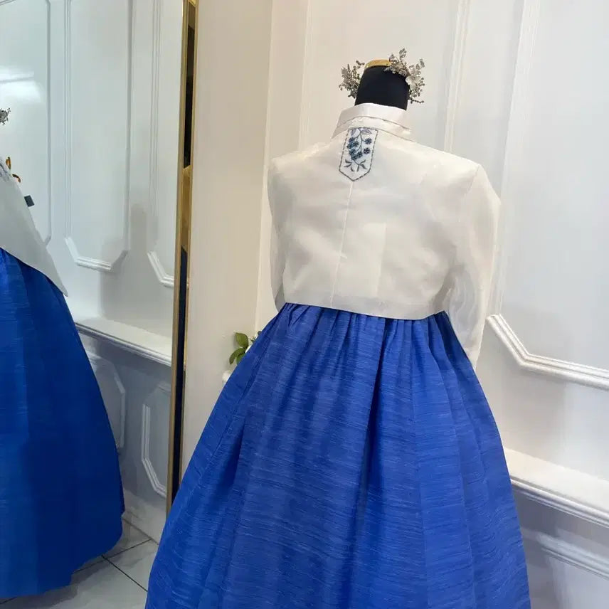 [BUNJANG] Vibrant Hanbok Dress - Size 77 / 화사한한복77