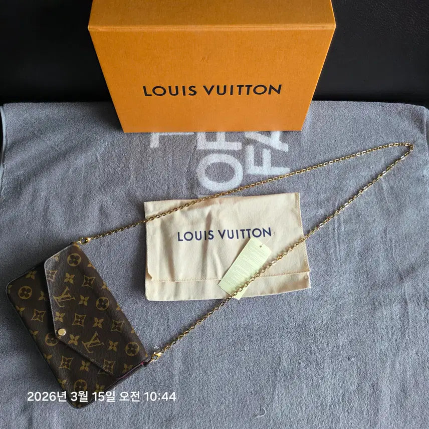 [BUNJANG] Louis Vuitton Monogram Pochette Felicie Crossbody Bag / 루이비통 모노그램 크로스백