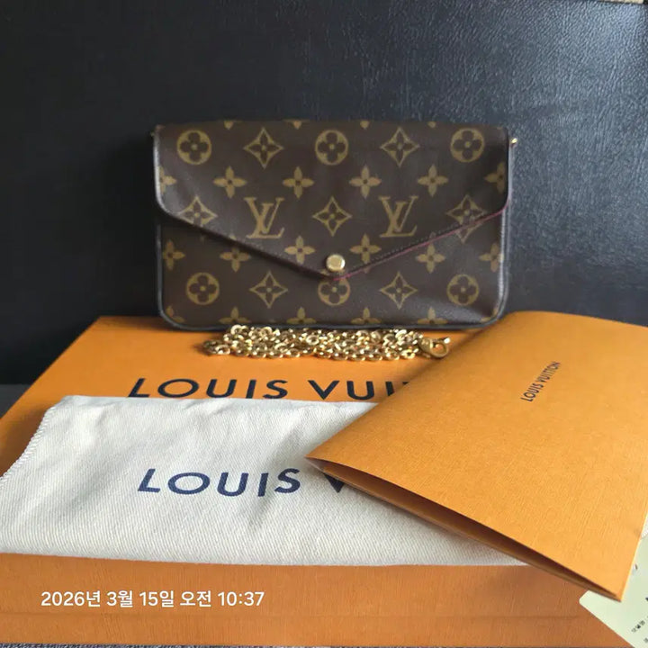 [BUNJANG] Louis Vuitton Monogram Pochette Felicie Crossbody Bag / 루이비통 모노그램 크로스백