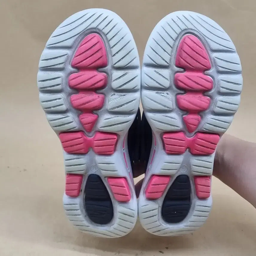 [BUNJANG] Skechers Go Walk 5 Caligear Sandals (Size 250) / 스케쳐스 고워크5 칼리기어 샌들 250