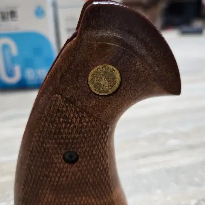 [BUNJANG] Tanaka Colt Python Checkered Wood Grip / 다나카 콜트 파이슨용 오버사이즈 체커드 우드그립 (무게추 내장)