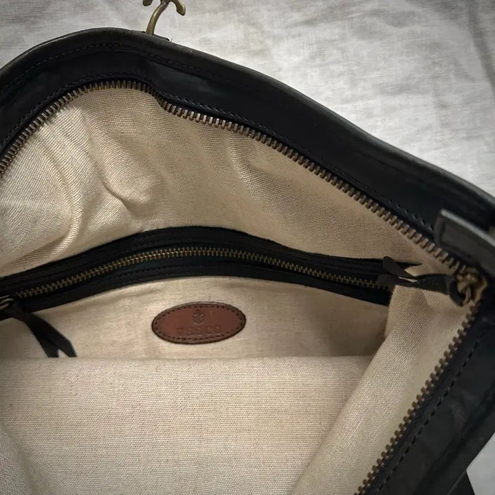 [BUNJANG] Vasco Dark Olive Leather Backpack / 바스코 vasco 다크올리브 레더 백팩