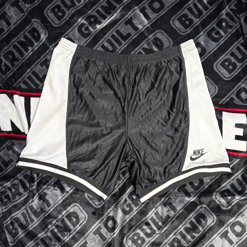 [BUNJANG] Nike Basketball Shorts Black White / 나이키 배스킷볼 쇼츠 블랙 화이트