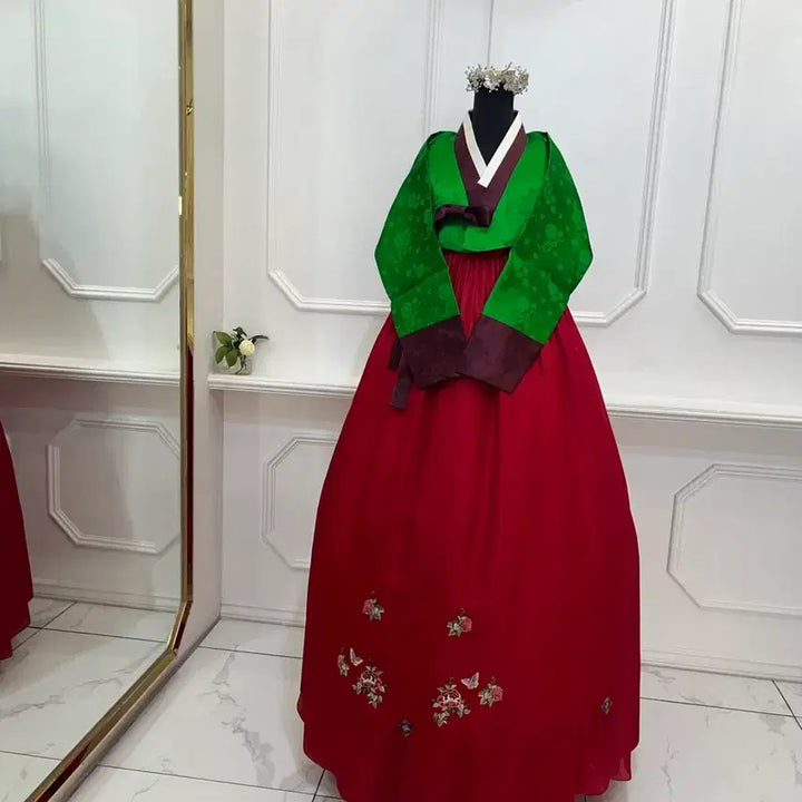 [BUNJANG] Nokuihongsang Hanbok Traditional Jeogori &amp; Skirt Set / 녹의홍상