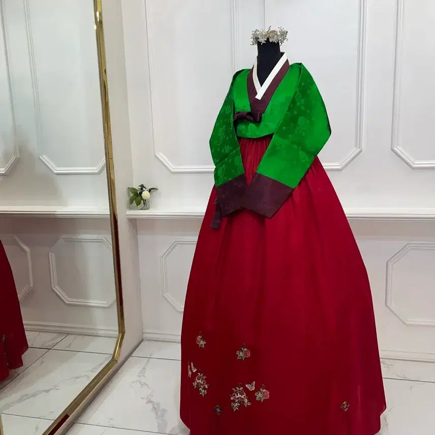 [BUNJANG] Nokuihongsang Hanbok Traditional Jeogori &amp; Skirt Set / 녹의홍상