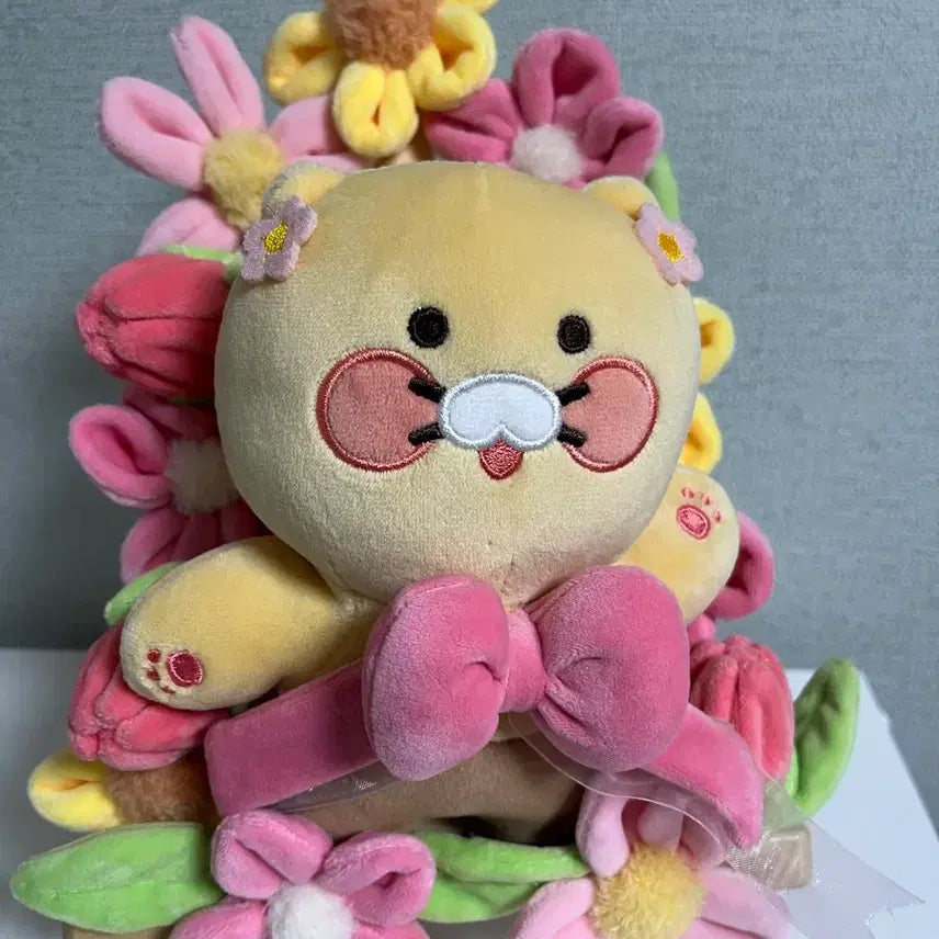 [BUNJANG] Kakao Friends Chunsik Doll with Easel and Wreath / 카카오프렌즈 이젤과 화환 춘식 인형 선물