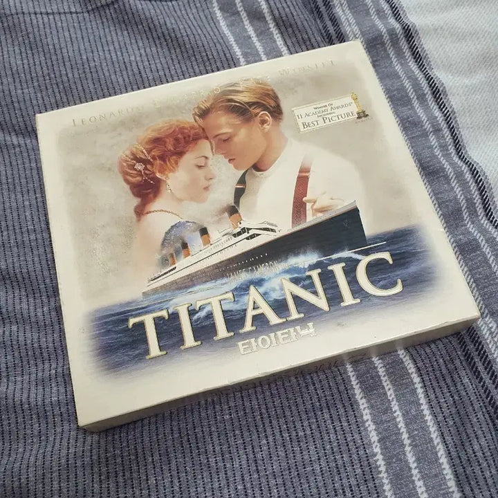 [BUNJANG] Titanic Special Edition VHS Tape Package / 타이타닉 비디오 테이프 특별판 패키지