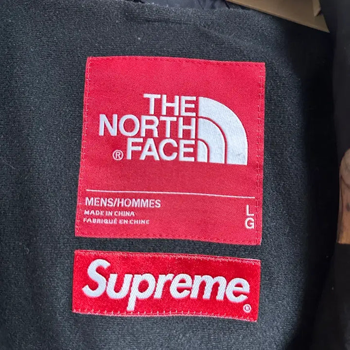 [BUNJANG] Supreme The North Face Fall/Winter 2019 Nuptse Jacket / 슈프림 노스페이스 낙엽 L
