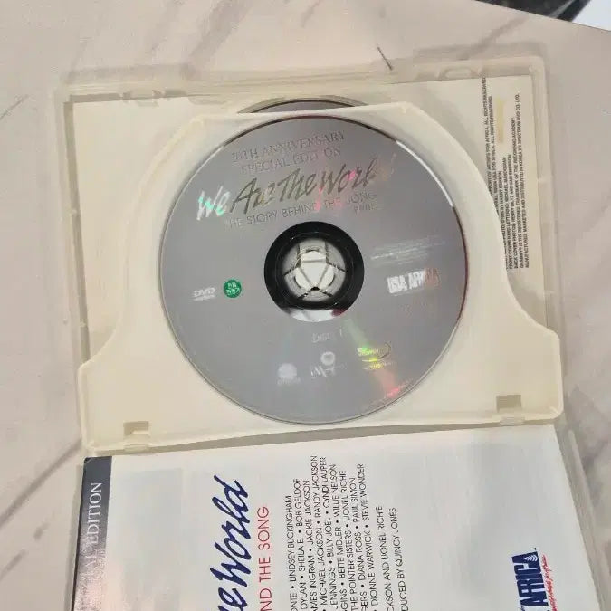 [BUNJANG] We Are The World 20th Anniversary DVD / 위아더월드 20주년 기념 DVD