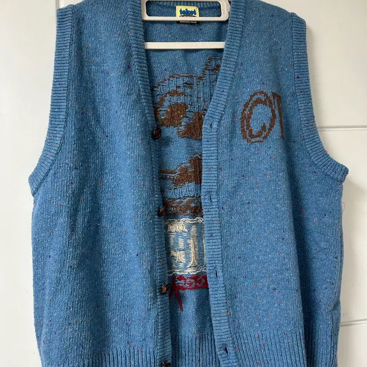 [BUNJANG] Teket Knit Vest Sky Blue / teket 테켓 니트 베스트 하늘색