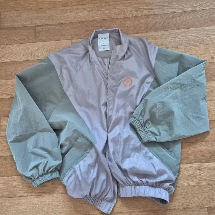 [BUNJANG] IAB Studio Arcane Windbreaker Jacket M / 아이앱 아케인 바람막이 자켓 M