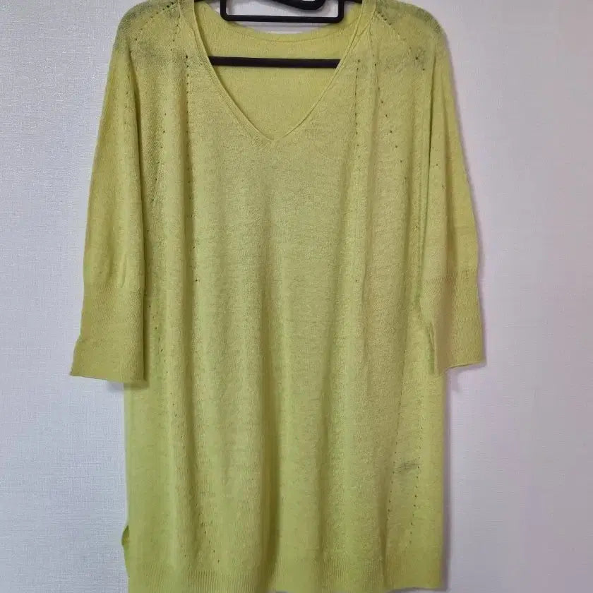 [BUNJANG] Holgament Linen-Rayon Blend V-Neck Knit Top / 홀가먼트 마.인견 5부 니트 77.88
