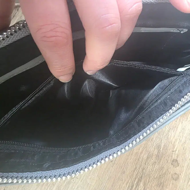 [BUNJANG] Illygo Pocket Bag Silver Shoulder Bag / 일리고 포켓백 실버