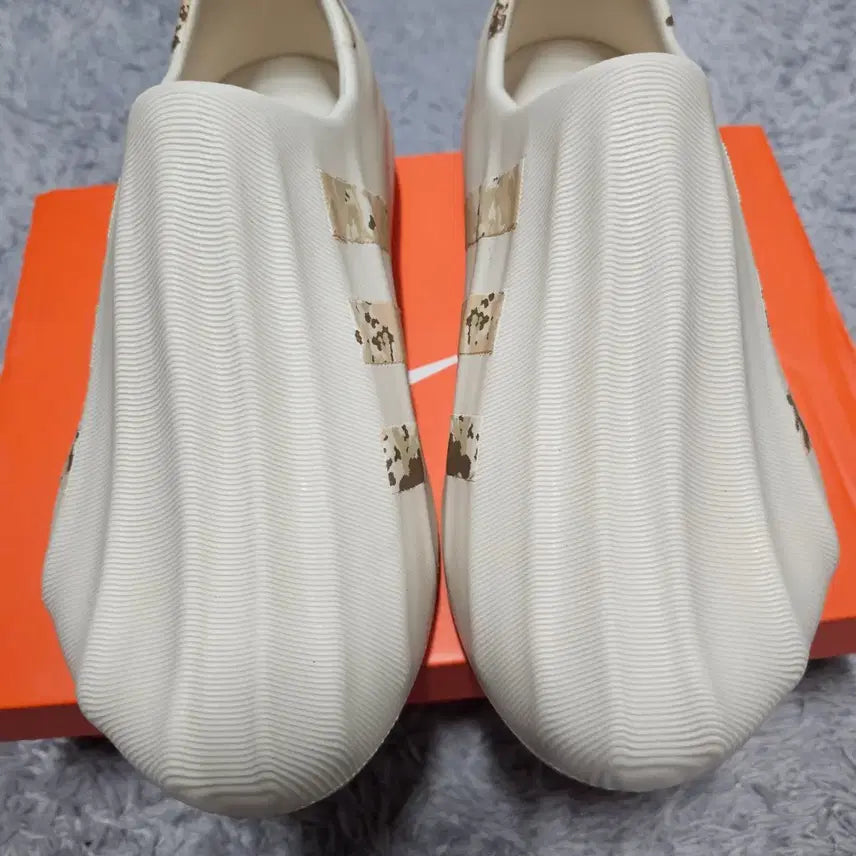 [BUNJANG] Adidas Adiform Superstar Ivory Camo Sneakers / 아디다스 아디폼 슈퍼스타 아이보리 카모 265