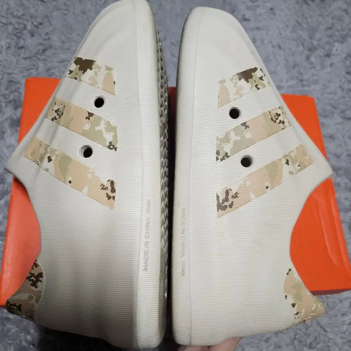[BUNJANG] Adidas Adiform Superstar Ivory Camo Sneakers / 아디다스 아디폼 슈퍼스타 아이보리 카모 265