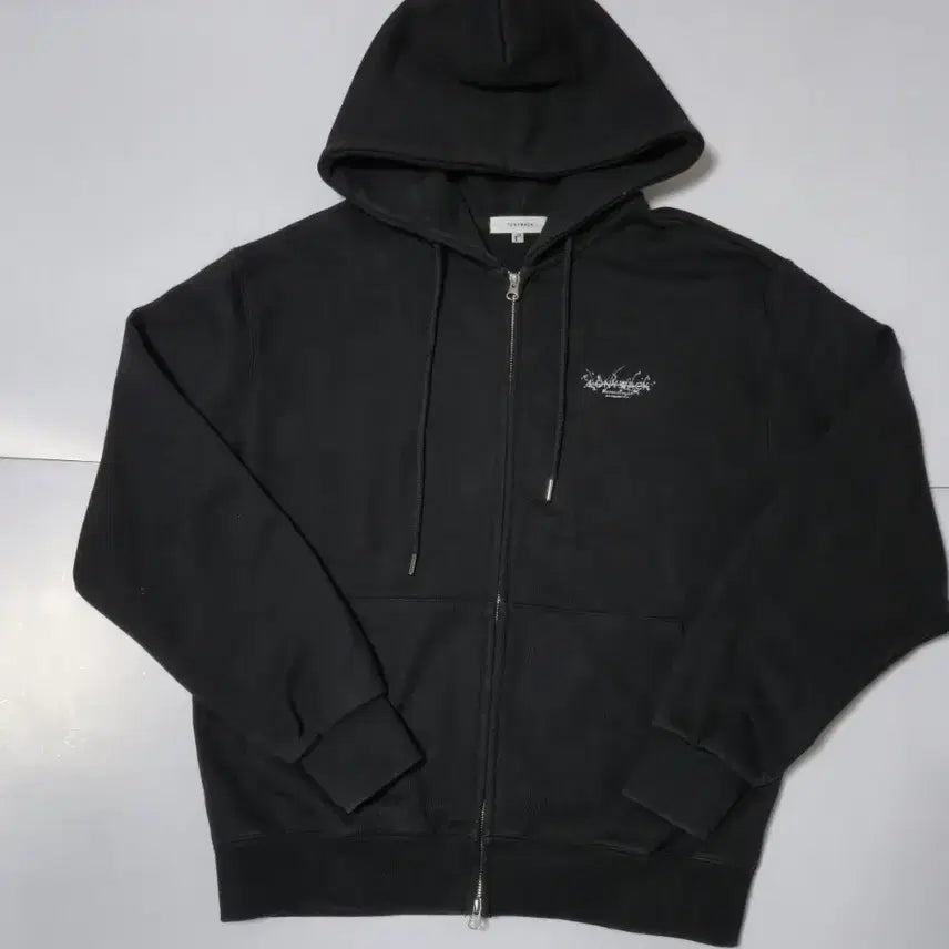 [SOLD OUT] 토니웩 블랙 후드집업