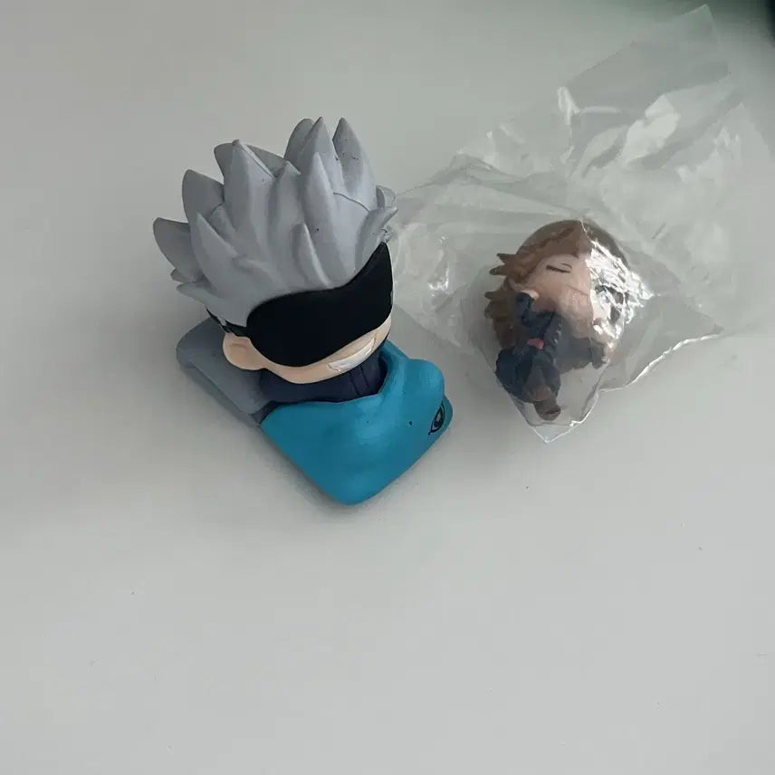 [BUNJANG] Jujutsu Kaisen Satoru Gojo Nameless Figure (Onemutan) / 주술회전 고죠 사토루 가챠 피규어 (오네무탄)