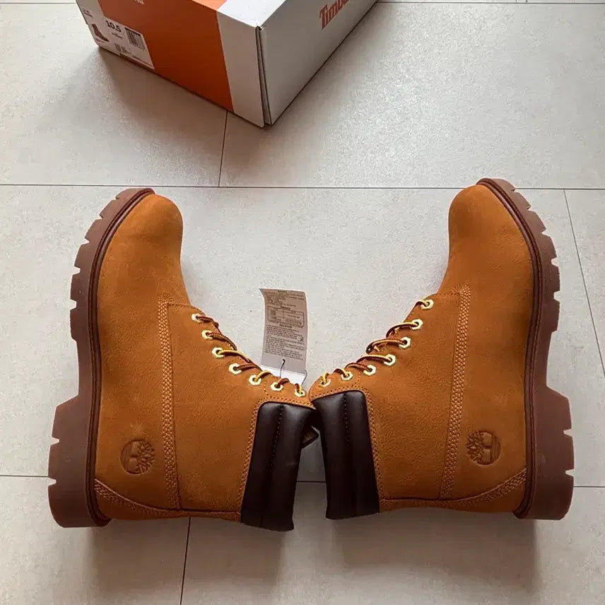 [BUNJANG] Timberland 6-Inch Boots (285) - New / 팀버랜드 6인치 부츠 285 (새상품)