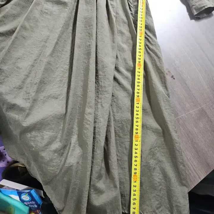 [BUNJANG] A t G Khaki Shell Short Sleeve Dress / A t G  카키색 바지락 반팔 원피스  55  매우얇음