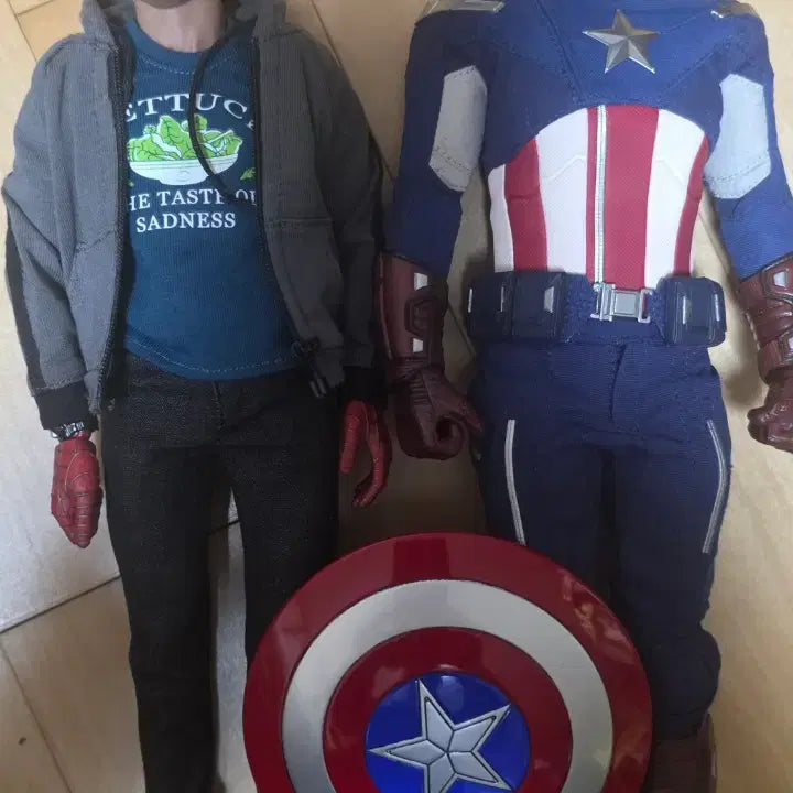 [BUNJANG] Captain America &amp; Spider-Man Figure Set / 캡틴 아메리카 &amp; 스파이더맨 피규어 세트