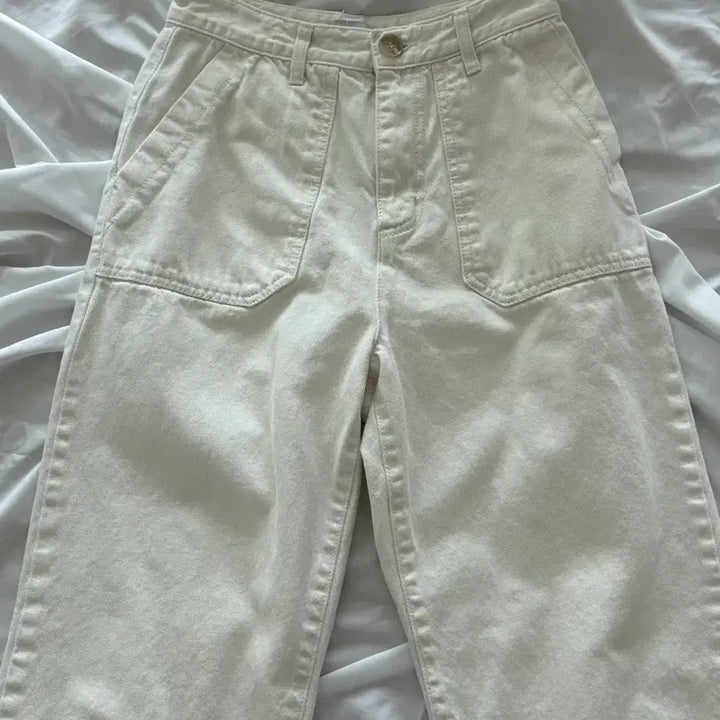 [BUNJANG] Leegarden Ivory Straight Pants / leegarden 리가든 아이보리 스트레이트 팬츠