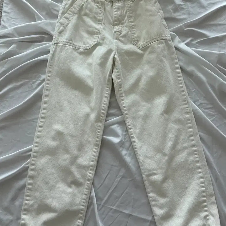 [BUNJANG] Leegarden Ivory Straight Pants / leegarden 리가든 아이보리 스트레이트 팬츠