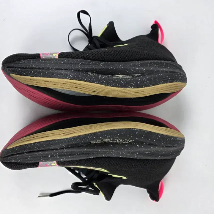 [SOLD OUT] 빈트로^^275 미즈노 네오 비스타 러닝화