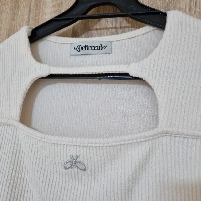 [BUNJANG] Delisent Long Sleeve Ribbed T-Shirt / 델리센트 골지 티셔츠