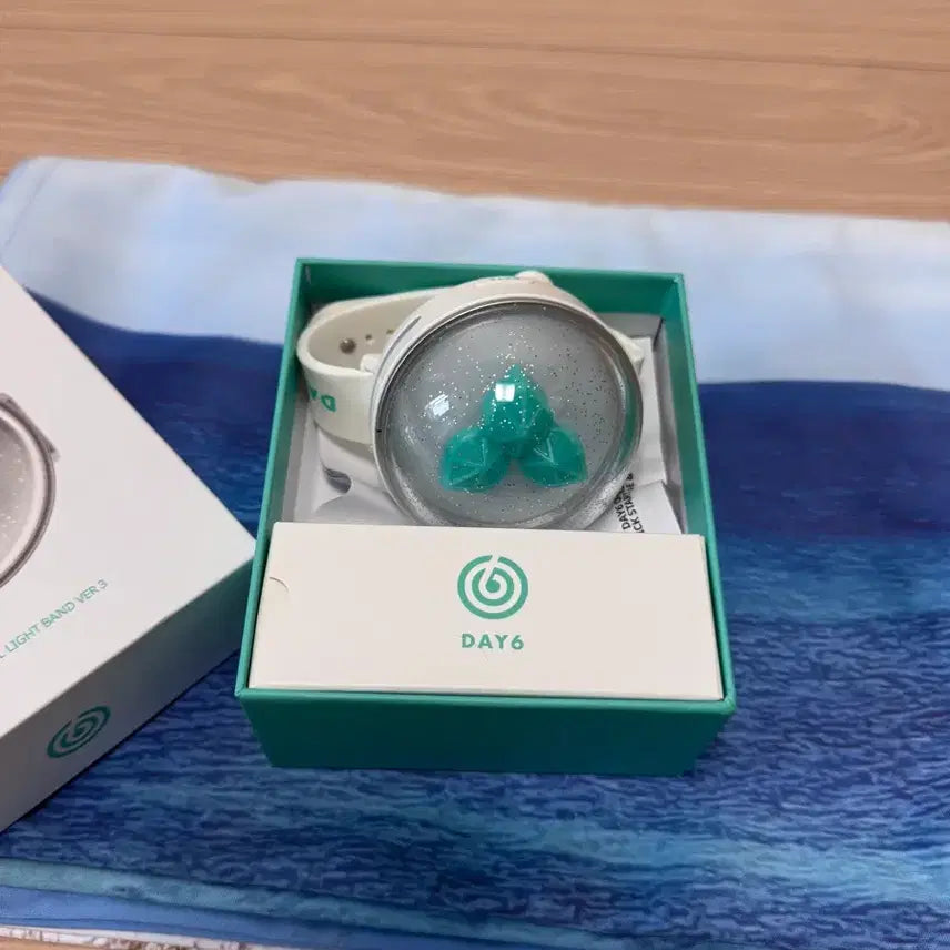 [BUNJANG] Day6 Made Watch Light Band Ver. 3 Lightstick / 데이식스 공식 응원봉 마데워치 라이트밴드 ver.3